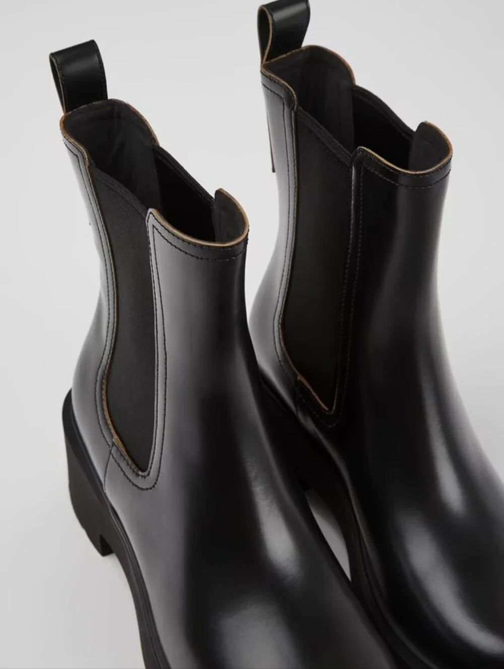 Camper Milah black platform boots 40
